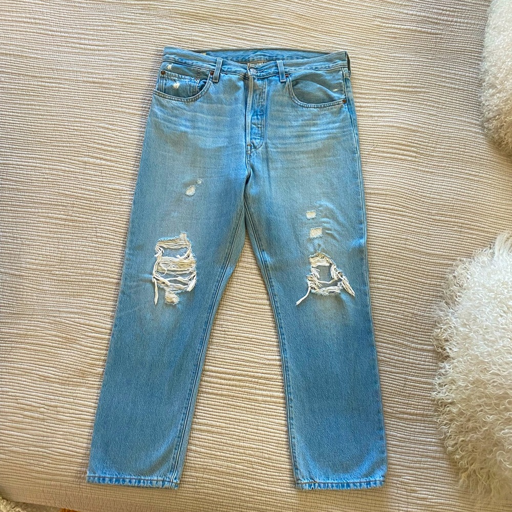 501 Levi’s jeans distresed 31x26